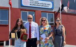 YEKÜV başarılı öğrencileri ödüllendirdi