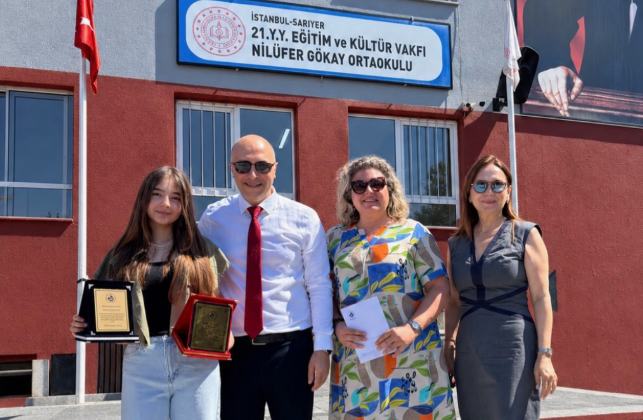 YEKÜV başarılı öğrencileri ödüllendirdi