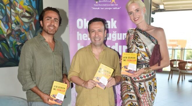 ÖZGÜR ARAS’IN ÇOK KONUŞULAN KİTABI YENI BASKISINI TITANIC LUXURY COLLECTION BODRUM’DA KUTLADI