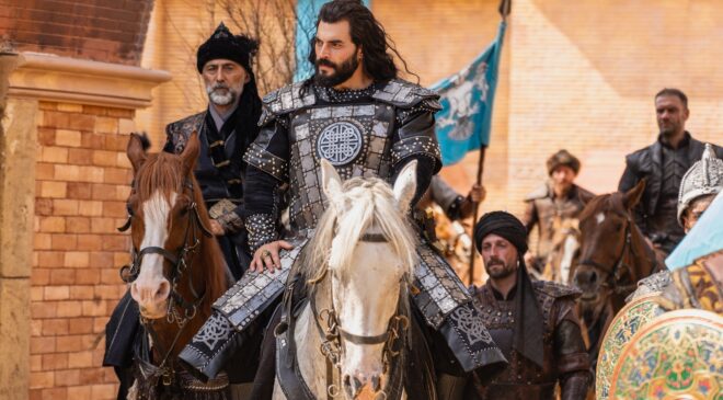 AKIN AKINÖZÜ, SULTAN ALAEDDİN KEYKUBAT ROLÜ İÇİN 5 AY BOYUNCA HAZIRLANDI!
