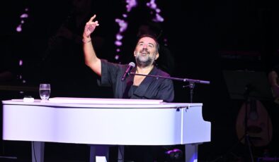 HARBİYE’DE  ATA DEMİRER GAZİNOSU  VE BİNLERCE KAHKAHA
