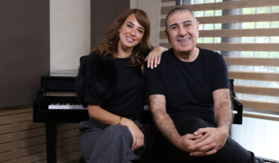 SEDA BAKAN “KÖR AŞIK” İLE MEST EDECEK!