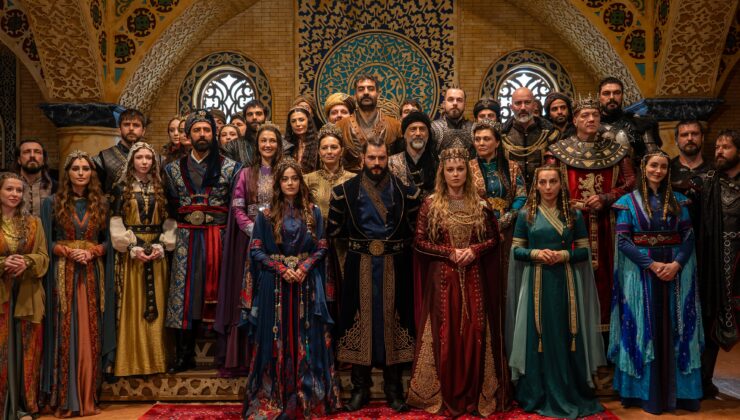 ATV’NİN YENİ DİZİSİ ‘AŞK VE TAHT’IN BASIN TOPLANTISI GERÇEKLEŞTİ!
